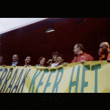 2004 Keer het Tij podium Dam met o.a. Ruud Koole (PvdA) en Ineke Bakker (Raad van Kerken) op 2 oktober. 